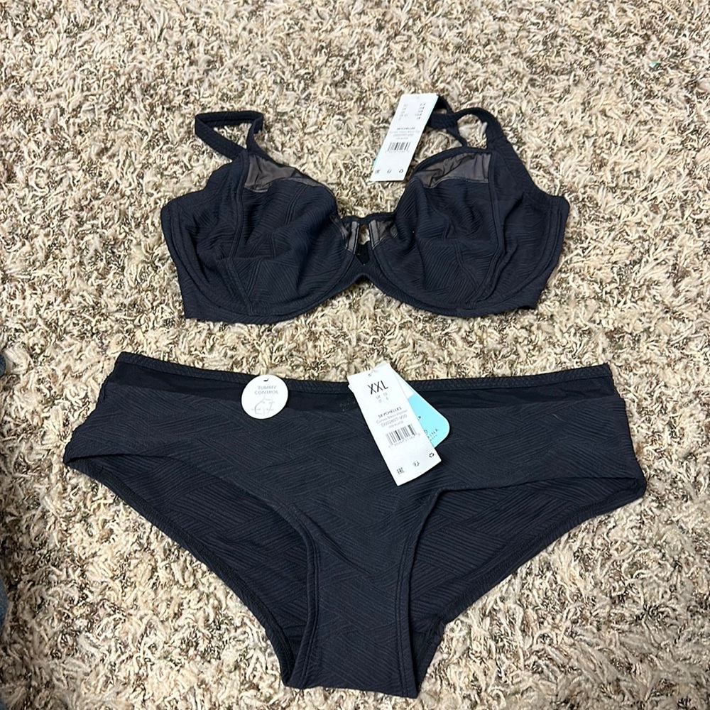 Swim suit